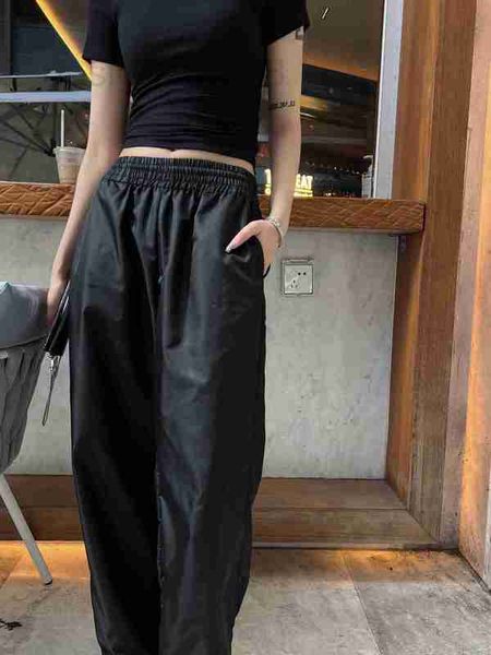 women's pants & capris designer 23 autumn/winter new simple regenerated nylon letter printing draping straight loose relaxed uj08, Black;white
women's pants & capris designer 23 autumn/winter new simple regenerated nylon letter printing draping straight loose relaxed uj08, Black;white