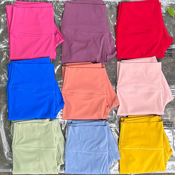 yoga pants sports fitness pants women's naked high waist hip lift running elastic and breathable crop pants new elastic tight sports fi
yoga pants sports fitness pants women's naked high waist hip lift running elastic and breathable crop pants new elastic tight sports fi