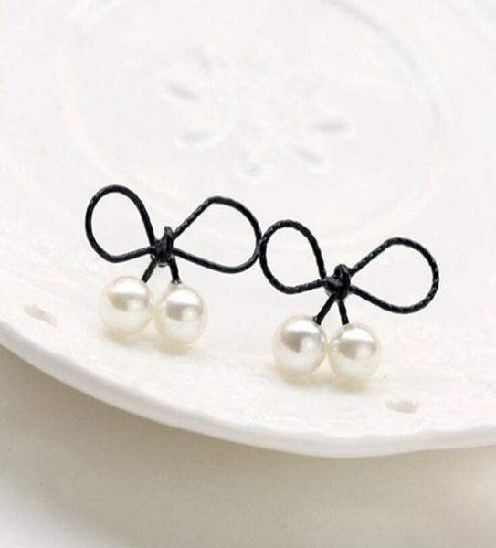 fashion jewelry bowknot pearl earring stud sweet pearl studs women girls earring for party ear accessories6757990, Golden;silver
fashion jewelry bowknot pearl earring stud sweet pearl studs women girls earring for party ear accessories6757990, Golden;silver