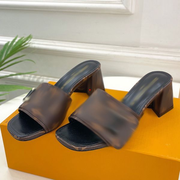 2023 fashion womens summer slipper slides ladies slippers brand designer sandals flat heel fashion versatile leather casual comfort flip flo, Black
2023 fashion womens summer slipper slides ladies slippers brand designer sandals flat heel fashion versatile leather casual comfort flip flo, Black