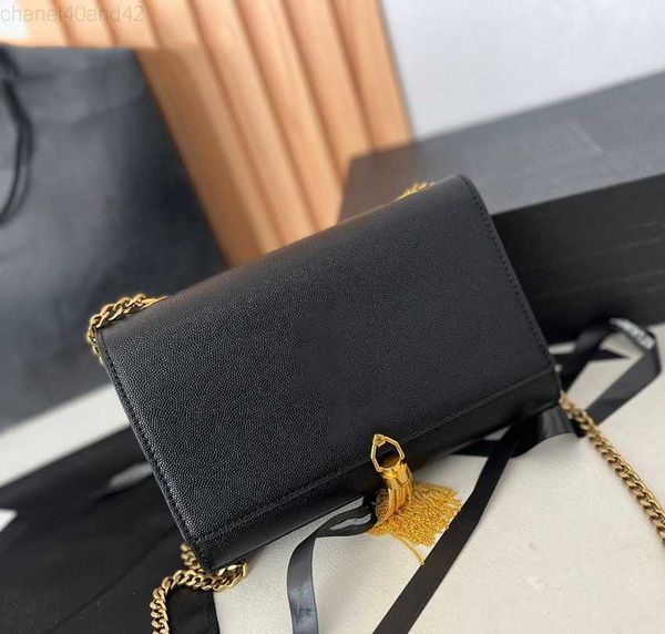 women for designer shoulder bag package messenger totes fashion metallic handbags classic gift wholesale soft leather travel holiday party
women for designer shoulder bag package messenger totes fashion metallic handbags classic gift wholesale soft leather travel holiday party