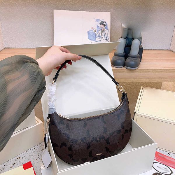 classic c print underarm tote bag leather shoulder bags women fashion simple designer bag 6 colors leather handbags wallet
classic c print underarm tote bag leather shoulder bags women fashion simple designer bag 6 colors leather handbags wallet