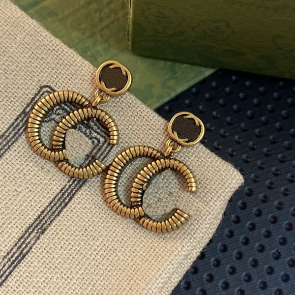 18k gold plated designers brand earrings designer letter ear stud women crystal pearl geometric earring for wedding party jewerlry accessori, Golden;silver
18k gold plated designers brand earrings designer letter ear stud women crystal pearl geometric earring for wedding party jewerlry accessori, Golden;silver