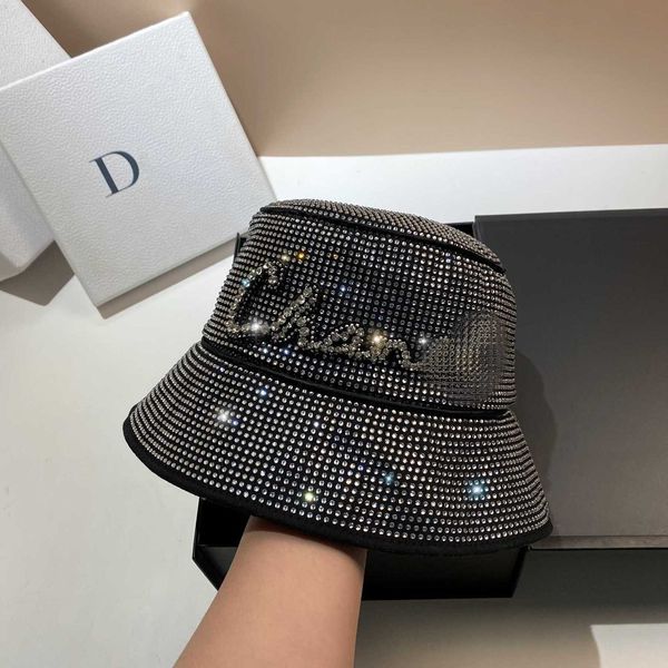 Fashionable summer designer luxury Heavy Industry Fengshui Diamond Letter Fisherman Hat Women's Spring and Summer New Acetic Acid Sunshade Basin Fashion Casual, Black4
Fashionable summer designer luxury Heavy Industry Fengshui Diamond Letter Fisherman Hat Women's Spring and Summer New Acetic Acid Sunshade Basin Fashion Casual, Black4