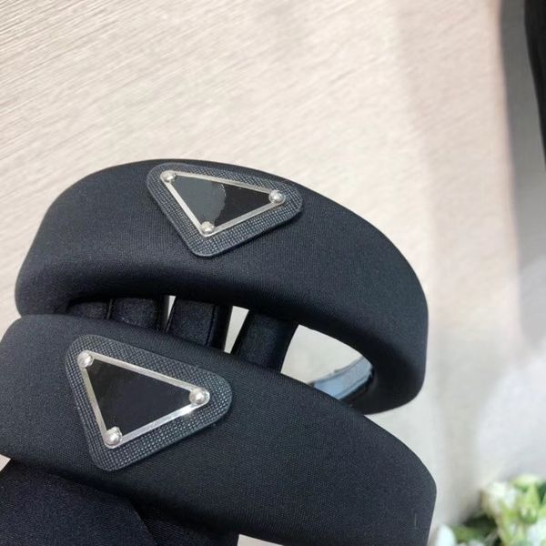 luxury designer sponge headbands hair bands for women girl brand elastic letter p headband sports fitness headband head wrap, Silver
luxury designer sponge headbands hair bands for women girl brand elastic letter p headband sports fitness headband head wrap, Silver