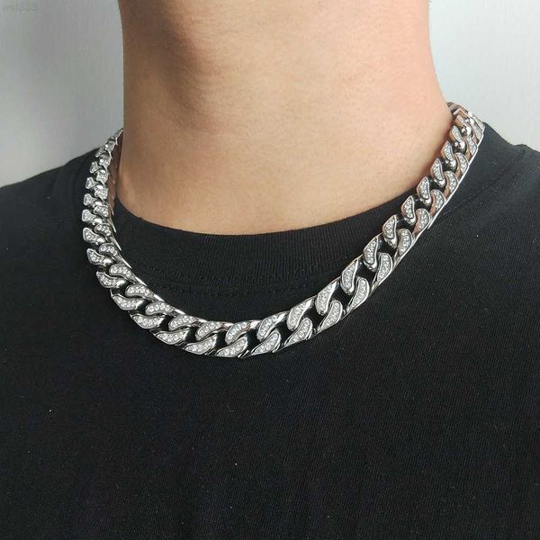 pendant necklaces nuoya hip hop wholesale men silver plated necklace miami cuban link chain stainless steel jewelry
pendant necklaces nuoya hip hop wholesale men silver plated necklace miami cuban link chain stainless steel jewelry