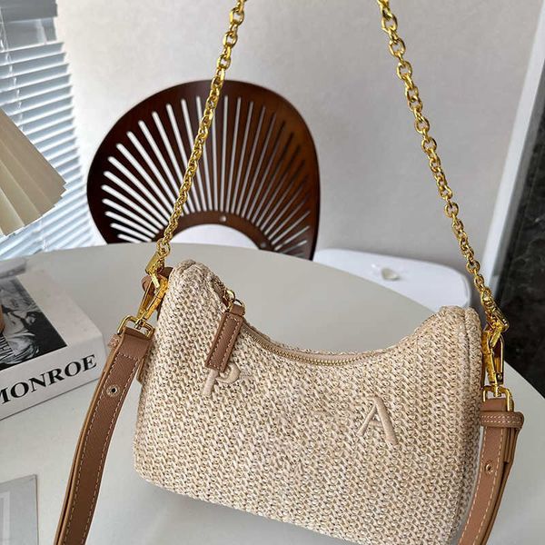 woven shoulder bag straw handbag designer crossbody bags for women fashion classic chain messenger handbags lady summer bag 230606
woven shoulder bag straw handbag designer crossbody bags for women fashion classic chain messenger handbags lady summer bag 230606