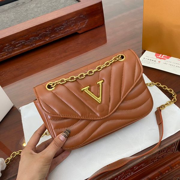 boutique designer woman bag shoulder bags new wave wallet purse original box genuine leather crossbody metal chain high grade quality handba
boutique designer woman bag shoulder bags new wave wallet purse original box genuine leather crossbody metal chain high grade quality handba
