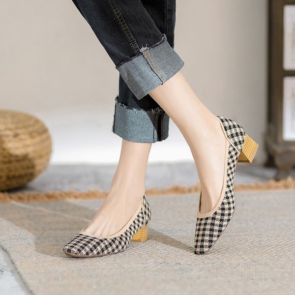2023 new women shoes high-heeled shoes fashion plaid pointed thick heel knitted breathable comfortable rubber sole anti-slip sp, Black
2023 new women shoes high-heeled shoes fashion plaid pointed thick heel knitted breathable comfortable rubber sole anti-slip sp, Black
