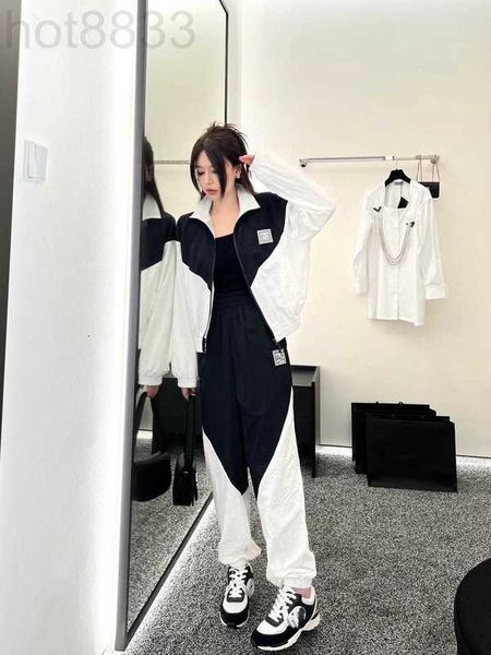 women's two piece pants designer fashion set 2023 summer new contrast stand neck zipper slim and age reducing coat leggings ms3t, White
women's two piece pants designer fashion set 2023 summer new contrast stand neck zipper slim and age reducing coat leggings ms3t, White