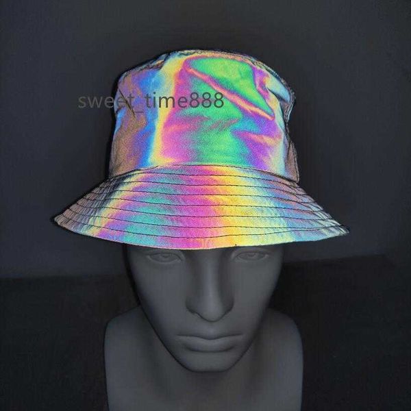 autumn and winter rainbow color reflective fisherman's hat night light sunshade hat hip hop night fishing hat, Blue;gray
autumn and winter rainbow color reflective fisherman's hat night light sunshade hat hip hop night fishing hat, Blue;gray