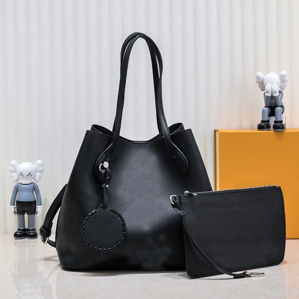 7a europe 2023 new pu women bags handbag famous handbags ladies handbag fashion tote bag women's shop bags backpack
7a europe 2023 new pu women bags handbag famous handbags ladies handbag fashion tote bag women's shop bags backpack