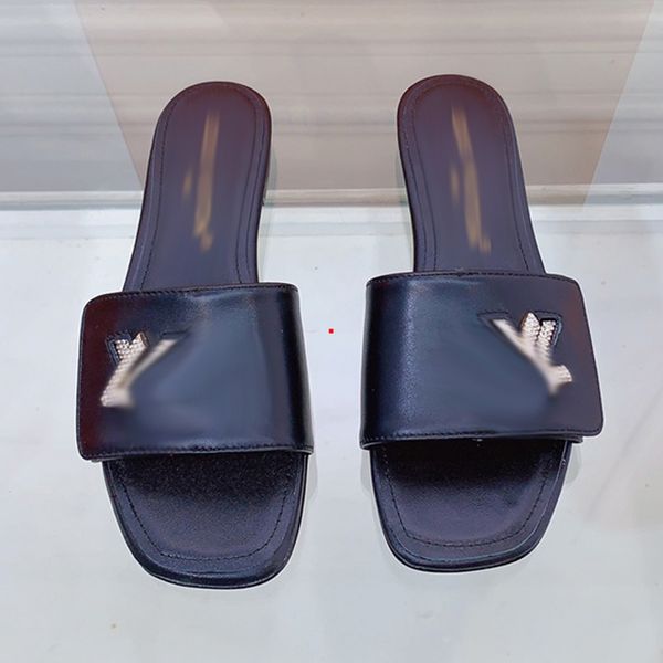 2023 fashion womens summer slipper slides ladies slippers brand designer sandals flat heel fashion versatile leather casual comfort flip flo, Black
2023 fashion womens summer slipper slides ladies slippers brand designer sandals flat heel fashion versatile leather casual comfort flip flo, Black