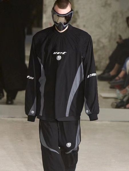 2023ss fashion brand vetements t-shirts men biker solid t-shirt tags oversized designer cotton loose long t-shirt men hiphop streetwear te, White;black
2023ss fashion brand vetements t-shirts men biker solid t-shirt tags oversized designer cotton loose long t-shirt men hiphop streetwear te, White;black