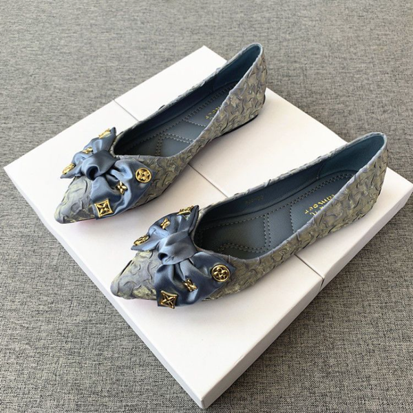 2023 summer new bow comfortable joker pointed flat-bottom single shoes womens wear leisure soft-soled shu quality womens shoes, Black
2023 summer new bow comfortable joker pointed flat-bottom single shoes womens wear leisure soft-soled shu quality womens shoes, Black