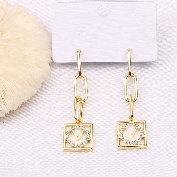 plated 925 silver luxury brand designers letters stud geometric famous women round crystal rhinestone pearl earring wedding white pendant ea, Golden;silver
plated 925 silver luxury brand designers letters stud geometric famous women round crystal rhinestone pearl earring wedding white pendant ea, Golden;silver