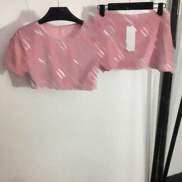 23ss womens designer clothing skirt set flocking logo waist slimming short sleeve t-shirt short skirt velvet sets womens clothing a1, White
23ss womens designer clothing skirt set flocking logo waist slimming short sleeve t-shirt short skirt velvet sets womens clothing a1, White