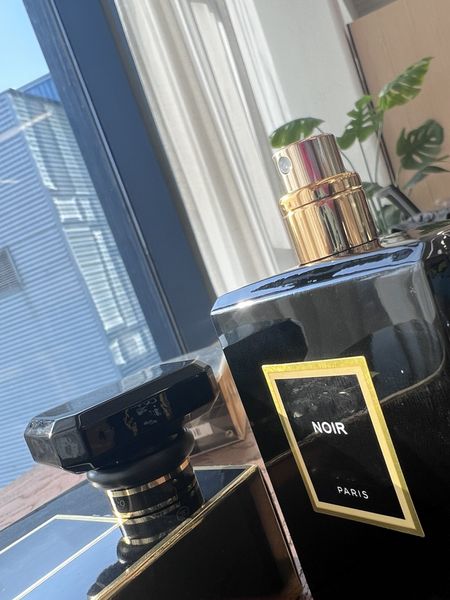 black noir man perfume male fragrance spray 100ml aromatic aquatic notes edt normal quality and fast delivery
black noir man perfume male fragrance spray 100ml aromatic aquatic notes edt normal quality and fast delivery