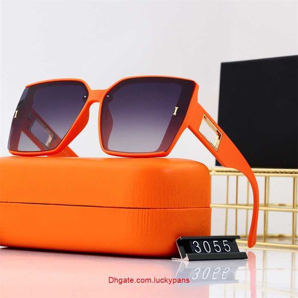fashion luxurys designers sunglasses for women mens designer sun glasses outdoor drive holiday summer polarized sunglass box high quality, White;black
fashion luxurys designers sunglasses for women mens designer sun glasses outdoor drive holiday summer polarized sunglass box high quality, White;black