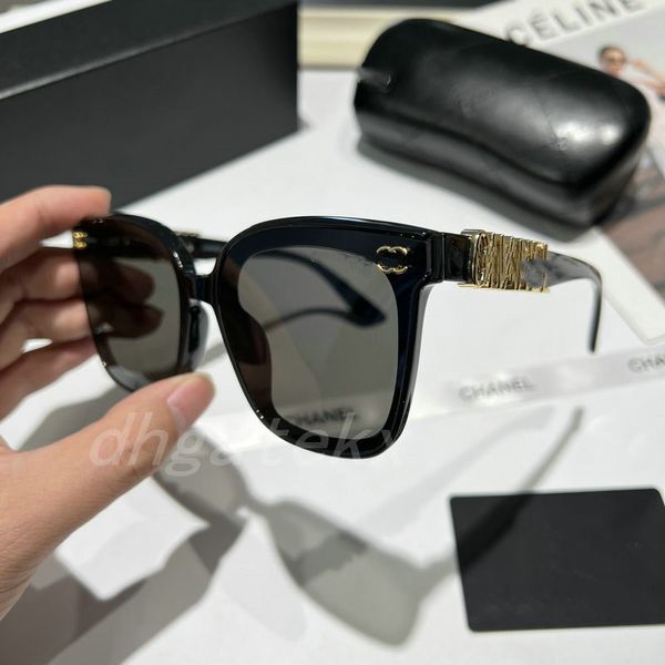 luxury sunglasses for man shades designer sunglasses for women uv 400 beach sunmmer glasses uv protection fashion sunglass letter casual eye, White;black
luxury sunglasses for man shades designer sunglasses for women uv 400 beach sunmmer glasses uv protection fashion sunglass letter casual eye, White;black