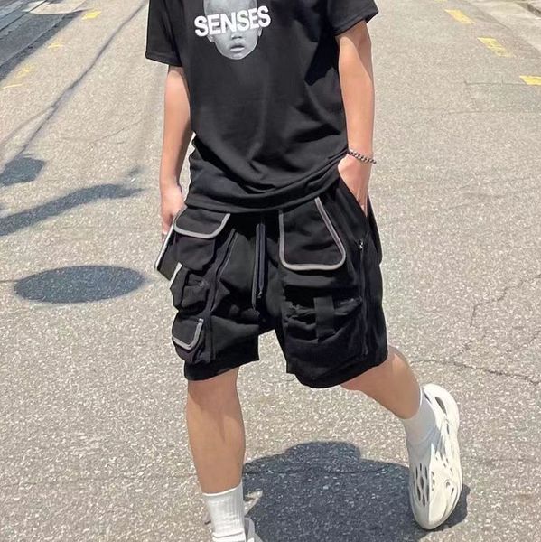 godlikeu men's cargo shorts streetwear designer outdoor street fashion summer loose short pant, White;black
godlikeu men's cargo shorts streetwear designer outdoor street fashion summer loose short pant, White;black