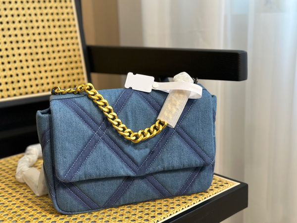 designer flap check bag 5a quality bag channel bag commuter travel designer crossbody women's channel bags
designer flap check bag 5a quality bag channel bag commuter travel designer crossbody women's channel bags