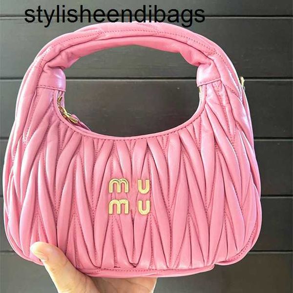 mens designer bag wander matelasse miu hobo underarm bags womens miui luxurys the tote bag handbag mini pochette crossbody with strap satche
mens designer bag wander matelasse miu hobo underarm bags womens miui luxurys the tote bag handbag mini pochette crossbody with strap satche