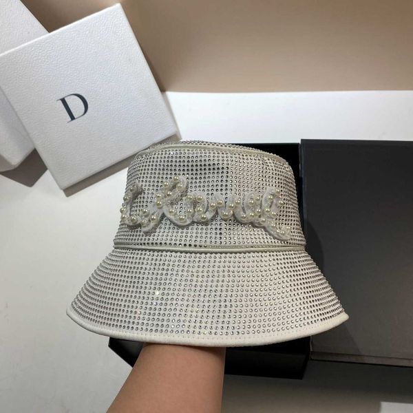 fashionable summer designer luxury handmade pearl letter casual basin hat full diamond water fisherman fashion small fragrance spring/summer, Blue;gray
fashionable summer designer luxury handmade pearl letter casual basin hat full diamond water fisherman fashion small fragrance spring/summer, Blue;gray