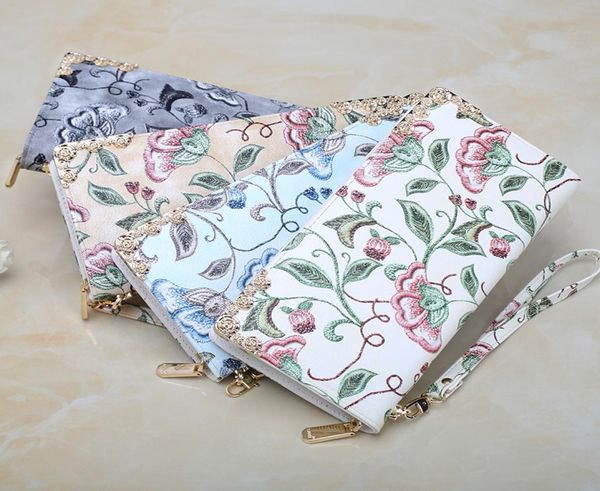 3pcs ladies purse long zippered bag large capacity mobile phone bags embroidered handbag6934495, Red;black
3pcs ladies purse long zippered bag large capacity mobile phone bags embroidered handbag6934495, Red;black
