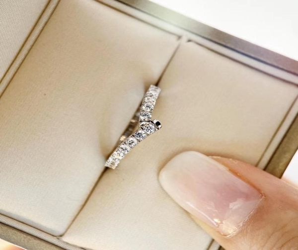 luxurious quality ribbon band ring with all sparky diamond charm ring jewelry christmas day jewelry gift ps64072856887, Silver
luxurious quality ribbon band ring with all sparky diamond charm ring jewelry christmas day jewelry gift ps64072856887, Silver