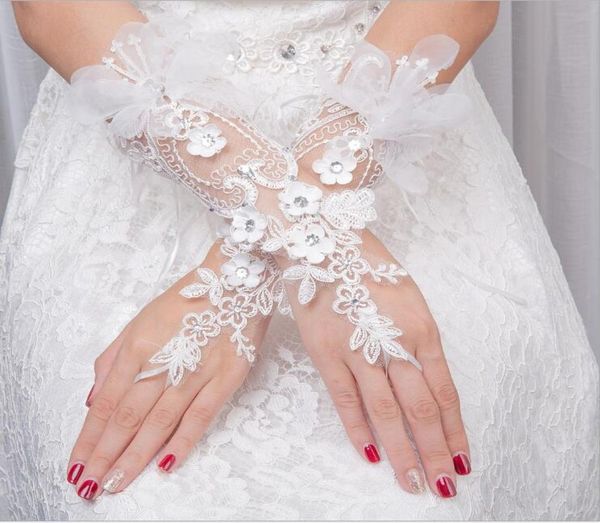 2020 luxury lace crystal bride bridal gloves wedding gloves wedding accessories lace gloves for brides fingerless below elbow leng1838274, White
2020 luxury lace crystal bride bridal gloves wedding gloves wedding accessories lace gloves for brides fingerless below elbow leng1838274, White