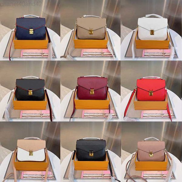 designers 2022 bags luxurys crossbodys women handbag messenger oxidizing leather metis elegant shoulder bags crossbody shopping tote
designers 2022 bags luxurys crossbodys women handbag messenger oxidizing leather metis elegant shoulder bags crossbody shopping tote