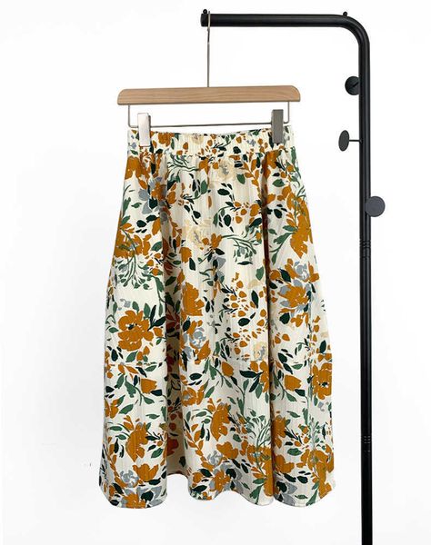 hepburn style summer new high waisted yellow floral print mid length skirt for, Black
hepburn style summer new high waisted yellow floral print mid length skirt for, Black
