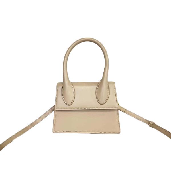 women handbags cross body bags designer circle hand design high-grade texture single shoulder messenger cowhide thin shoulder strap
women handbags cross body bags designer circle hand design high-grade texture single shoulder messenger cowhide thin shoulder strap