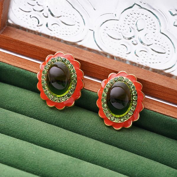 retro medical green gem earrings women's french vintage style ear studs oval luxury jewelry e3891, Golden;silver
retro medical green gem earrings women's french vintage style ear studs oval luxury jewelry e3891, Golden;silver