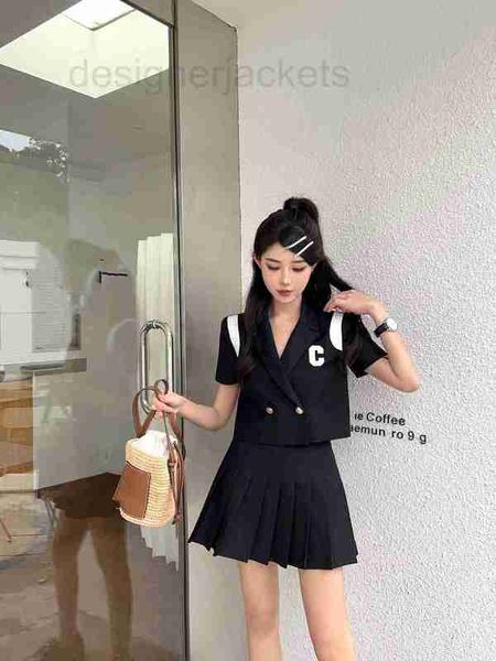 women's suits & blazers designer 2023 summer new shoulder contrast suit set short sleeve coat high waist slim half skirt two piece g28x, White;black
women's suits & blazers designer 2023 summer new shoulder contrast suit set short sleeve coat high waist slim half skirt two piece g28x, White;black