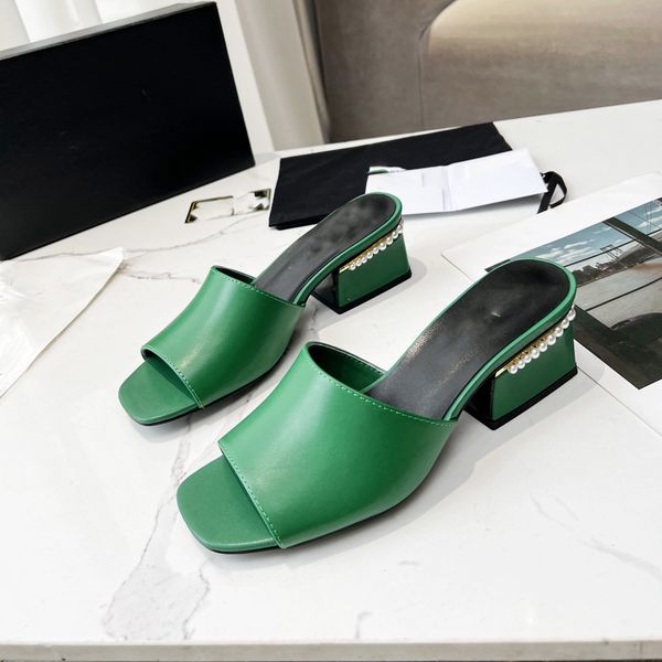 2023 classic sandal brand designers slipper ccity fashion leisure slide sandal women summer channel mid and high heeled sandals z43, Black
2023 classic sandal brand designers slipper ccity fashion leisure slide sandal women summer channel mid and high heeled sandals z43, Black