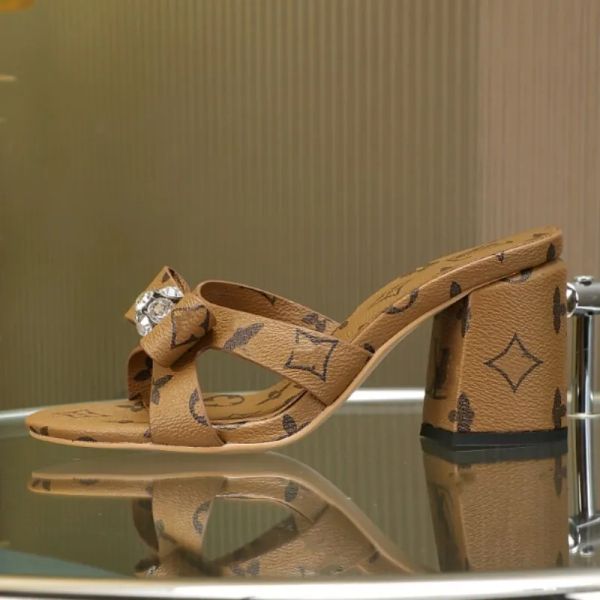 casual shoes high-heeled shoes high-end luxury designers personal fashion classic show women's brand manufacturers promotional size 35-, Black
casual shoes high-heeled shoes high-end luxury designers personal fashion classic show women's brand manufacturers promotional size 35-, Black