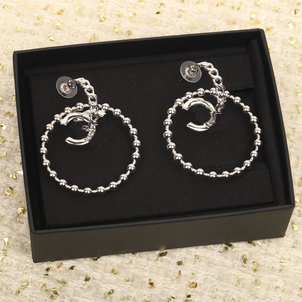 2023 luxury quality charm round shape drop earring in silver plated special design have box stamp ps7010b, Golden
2023 luxury quality charm round shape drop earring in silver plated special design have box stamp ps7010b, Golden