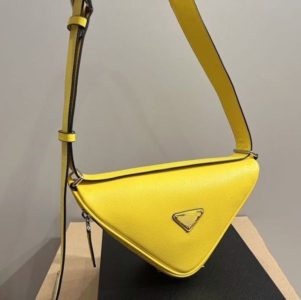 pra cross body totes the bag triangle bag leather designer handbag man womens bags luxury handbags purses lady handbag shoulder fashion wall
pra cross body totes the bag triangle bag leather designer handbag man womens bags luxury handbags purses lady handbag shoulder fashion wall