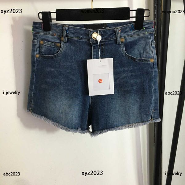 designer women shorts fashion colorful letter embroidery denim trouser design casual shorts bottoms new arrivals luxurious june06, White;black
designer women shorts fashion colorful letter embroidery denim trouser design casual shorts bottoms new arrivals luxurious june06, White;black
