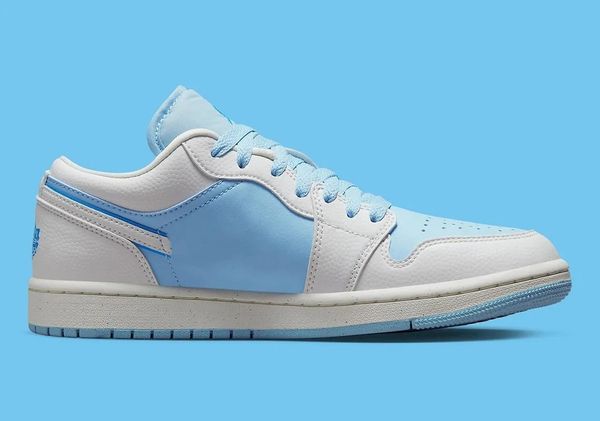 jumpman 1 low mens womens designer basketball shoes white blue shoelaces outdoor sneakers trainers ship with shoebox and fast ship
jumpman 1 low mens womens designer basketball shoes white blue shoelaces outdoor sneakers trainers ship with shoebox and fast ship