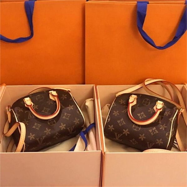 luxurys nano speedy pillow bags designer bags m41112 m41113 shoulder bags crossbody handbags purses ladies barrel-shaped dhgate bag 10a qual
luxurys nano speedy pillow bags designer bags m41112 m41113 shoulder bags crossbody handbags purses ladies barrel-shaped dhgate bag 10a qual