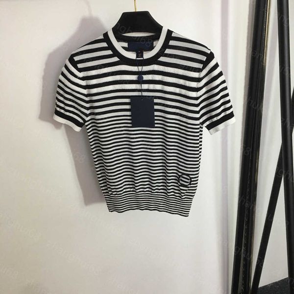23ss womens knits womens designer clothing contrasting striped short-sleeved sweater womens clothes, White
23ss womens knits womens designer clothing contrasting striped short-sleeved sweater womens clothes, White