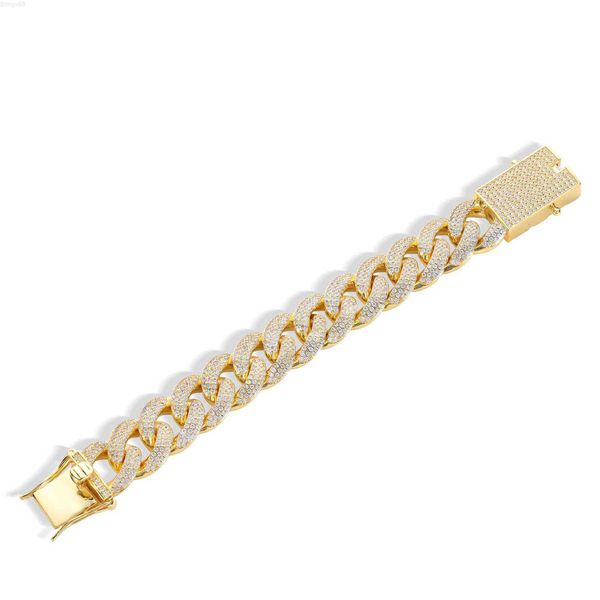 hip hop heavy material pvd gold plated bling aaaa cubic zircon 18mm luxury cuban link bracelet, Silver
hip hop heavy material pvd gold plated bling aaaa cubic zircon 18mm luxury cuban link bracelet, Silver