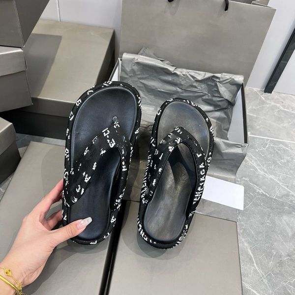 designer sandals thick sole one step slippers women summer flat slippers women fashion outdoor beach sandals, Black
designer sandals thick sole one step slippers women summer flat slippers women fashion outdoor beach sandals, Black
