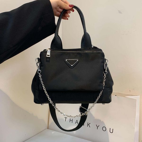 black nylon leather hobo shoulder bags for women chest pack lady tote chains handbags presbyopic cross body purse messenger bags luxury desi
black nylon leather hobo shoulder bags for women chest pack lady tote chains handbags presbyopic cross body purse messenger bags luxury desi