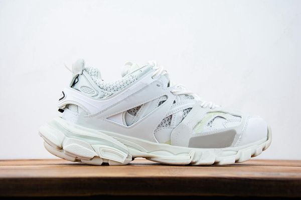 3 track 3.0 tess.s. gomma leather nylon printed platform led light up white black white pink blue luxury brand sneakers shoes men women j8h7
3 track 3.0 tess.s. gomma leather nylon printed platform led light up white black white pink blue luxury brand sneakers shoes men women j8h7