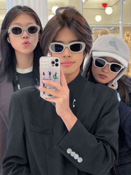 margiela co-designer sunglasses goggle beach sunglasses men's and women's glasses 3-color high-quality all-in-one black mm005, White;black
margiela co-designer sunglasses goggle beach sunglasses men's and women's glasses 3-color high-quality all-in-one black mm005, White;black