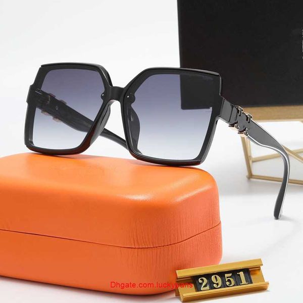 luxury designer sunglasses fashion classic men women polarized eyewear uv400 big square frame sun glasses with box iwy7, White;black
luxury designer sunglasses fashion classic men women polarized eyewear uv400 big square frame sun glasses with box iwy7, White;black